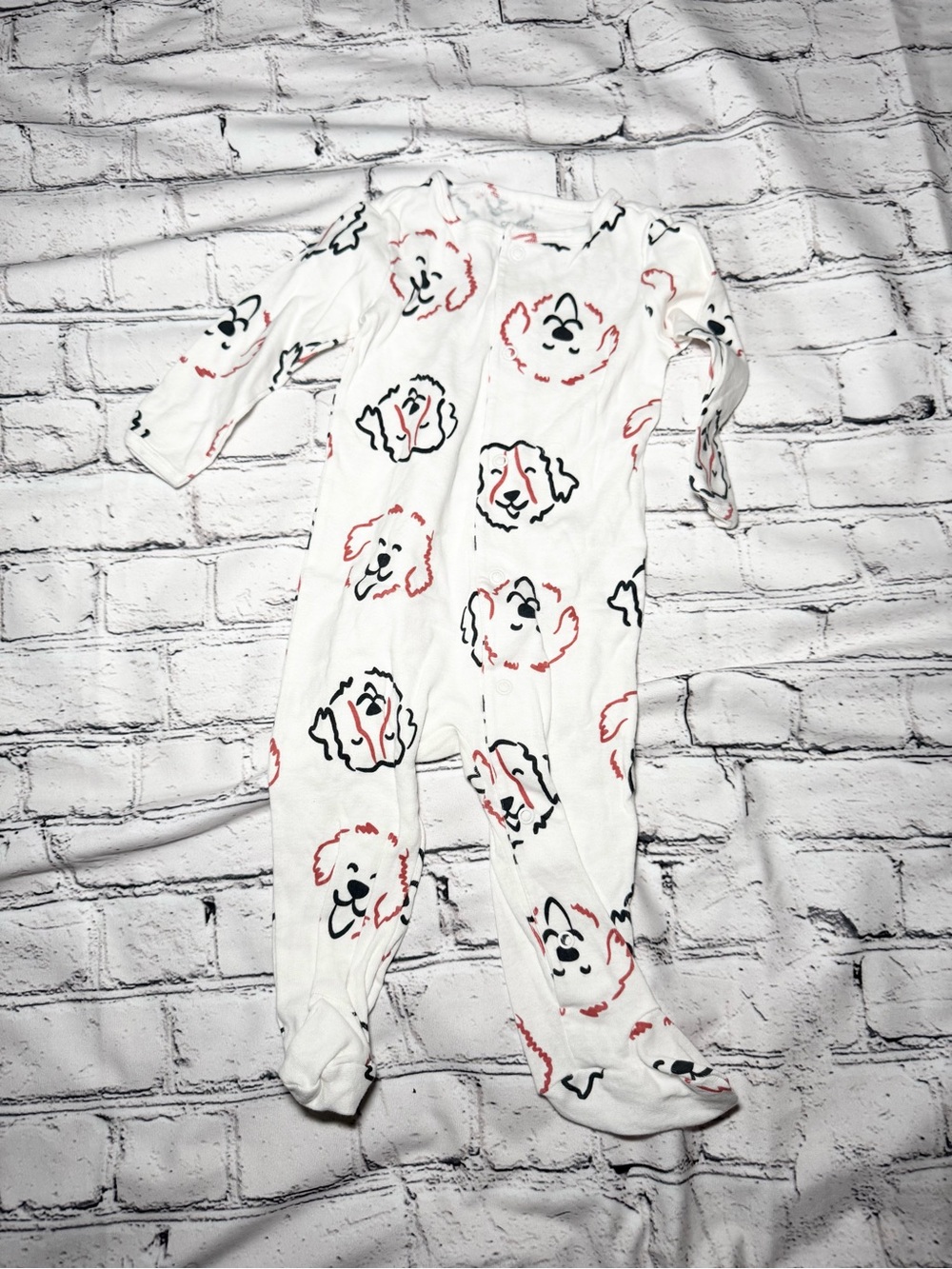 Carters footsie pjs. Size 9M